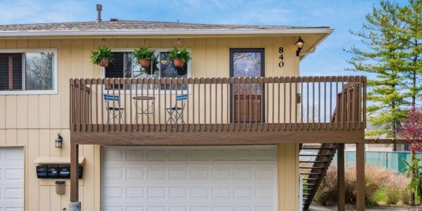 840 River Oaks Drive